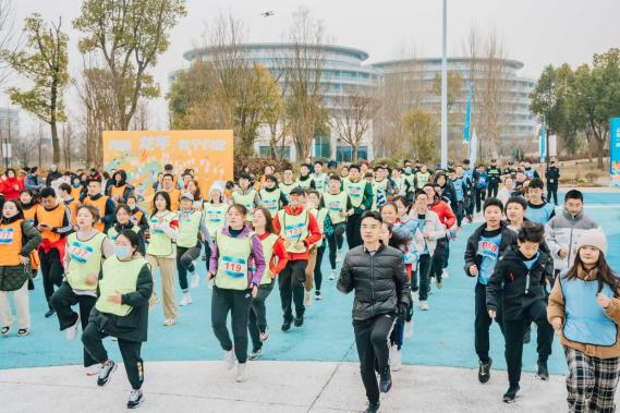 不朽情缘电子游戏官网药业集团 “春季领跑 益起健康” —健康普及公益宣传活动圆满举办！